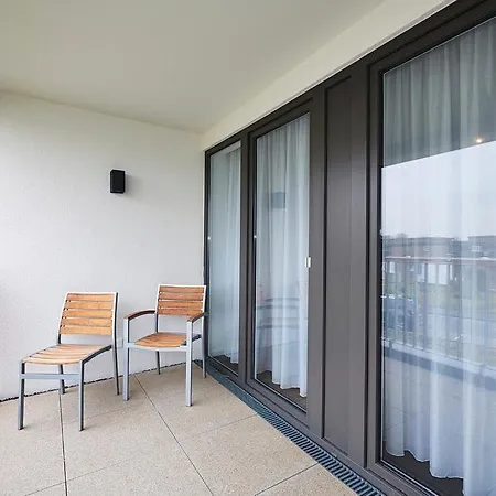 Deichhaeuser Anna Kueste Deichhaeuser Anna Kueste 3-21 * Bensersiel